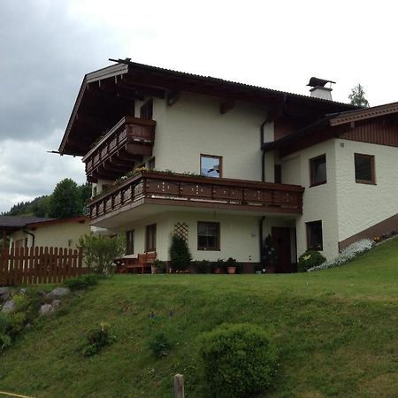 Haus Zirmblick Apartment Saalbach-Hinterglemm Exterior foto