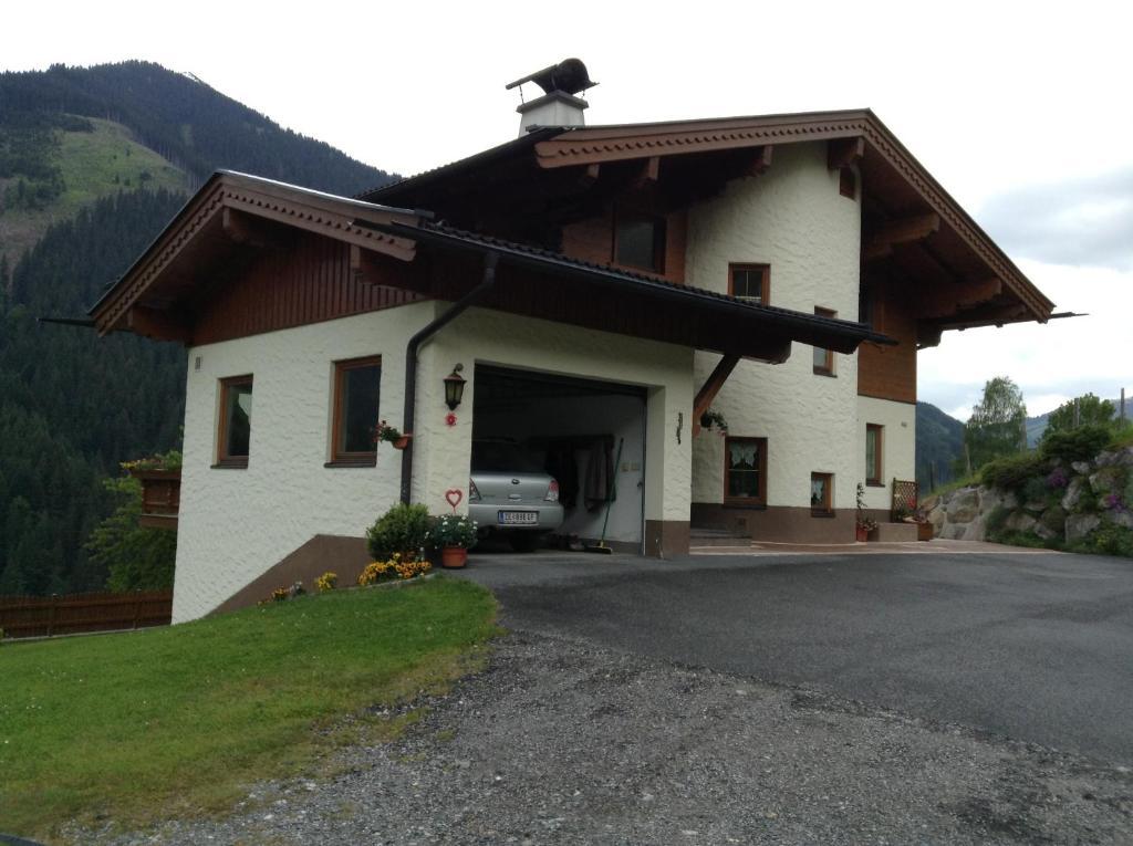 Haus Zirmblick Apartment Saalbach-Hinterglemm Exterior foto
