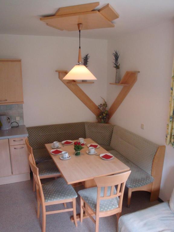Haus Zirmblick Apartment Saalbach-Hinterglemm Cameră foto