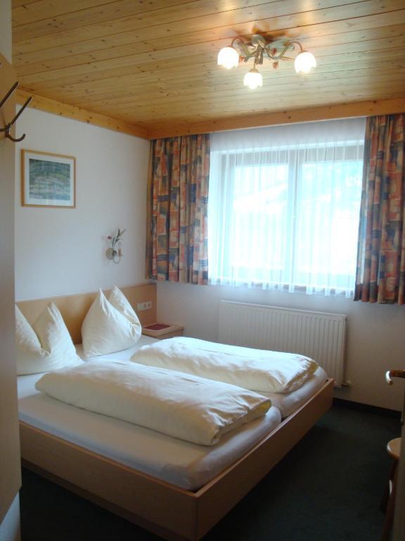 Haus Zirmblick Apartment Saalbach-Hinterglemm Cameră foto